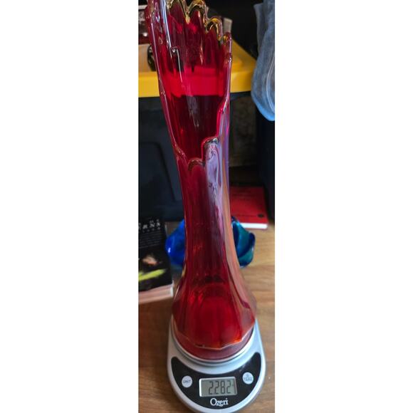 L.E. Smith Amberina Swung Vase Flame Edge Thick Faceted Base 18" MCM - M - Picture 5 of 5